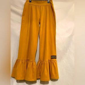 Matilda Jane Ruffled Pants Size M